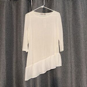 Chico’s Cream Abstract Top